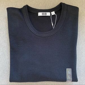 Uniqlo merino blend crew neck sweater - black